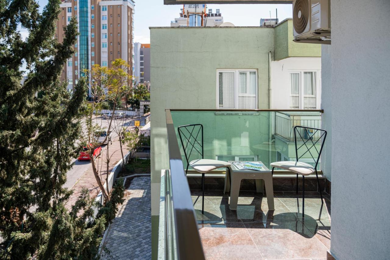 Appartement Otto Apart à Antalya Extérieur photo